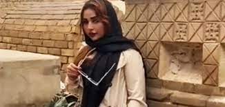 مشاهدة فيديو فاضح لعارضة أزياء عراقية فى جلسة تصوير بجوار القبور
