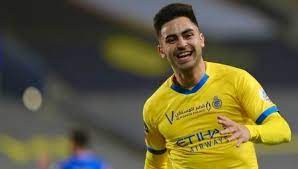 من هو بيتي مارتينيز على وتفاصيل عقده مع النصر