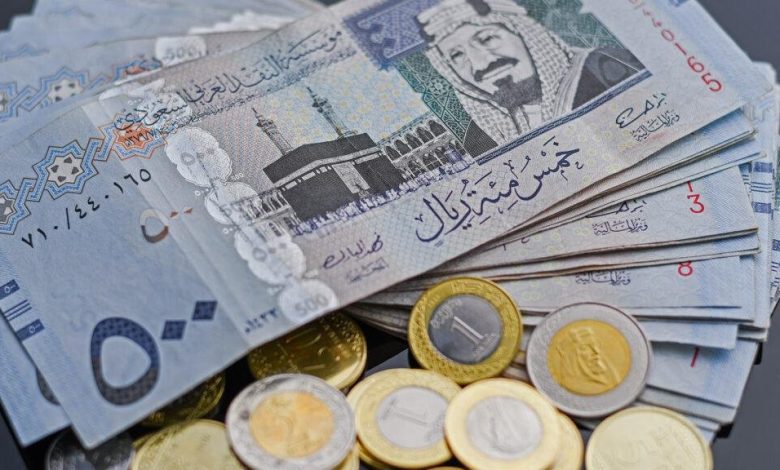 أسعار العملات : سعر الريال السعودي مقابل الجنيه المصري اليوم الخميس 17 أبريل 2025
