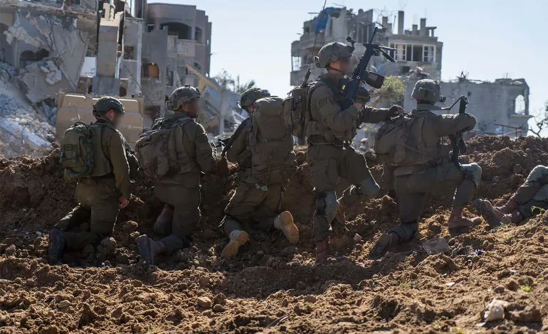 عناصر من جيش الاحتلال الإسرائيلي خلال عملية سابقة في خان يونس