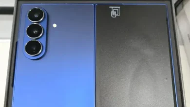 صورة مُسربة تكشف مدى نحافة هاتف "Galaxy Z Fold 7" المقبل