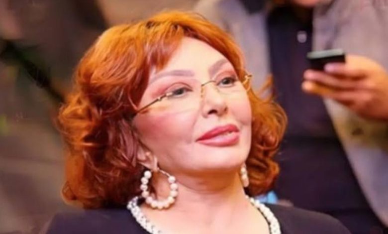 الفنانة نبيلة عبيد تستغيث بوزير الثقافة المصري