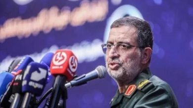 من هو علي محمد نائيني؟ معلومات عن المتحدث باسم الحرس الثوري الإيراني 